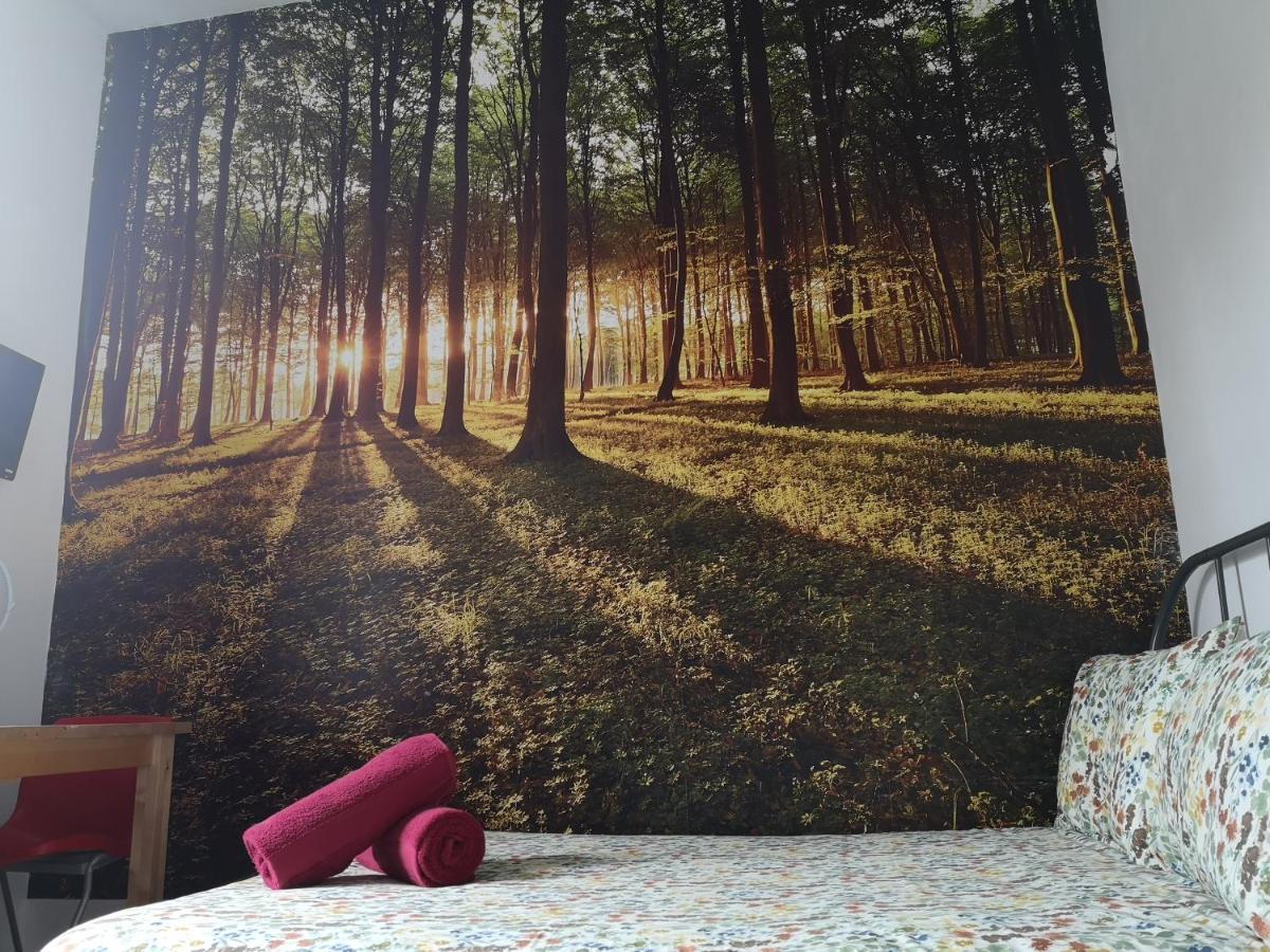 Igloo Hybrid Hostel Nottingham Bagian luar foto