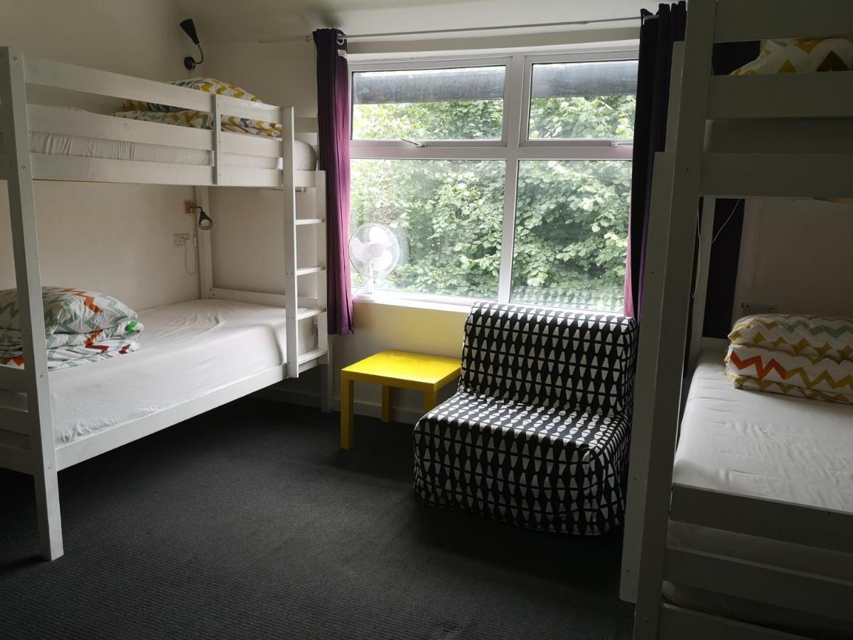 Igloo Hybrid Hostel Nottingham Bagian luar foto
