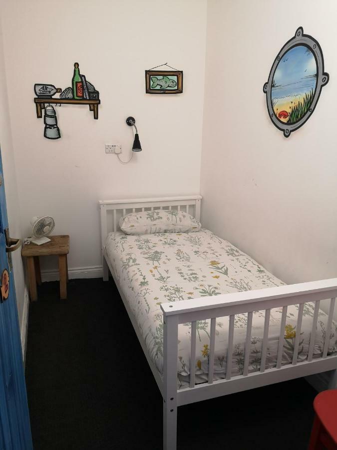 Igloo Hybrid Hostel Nottingham Bagian luar foto