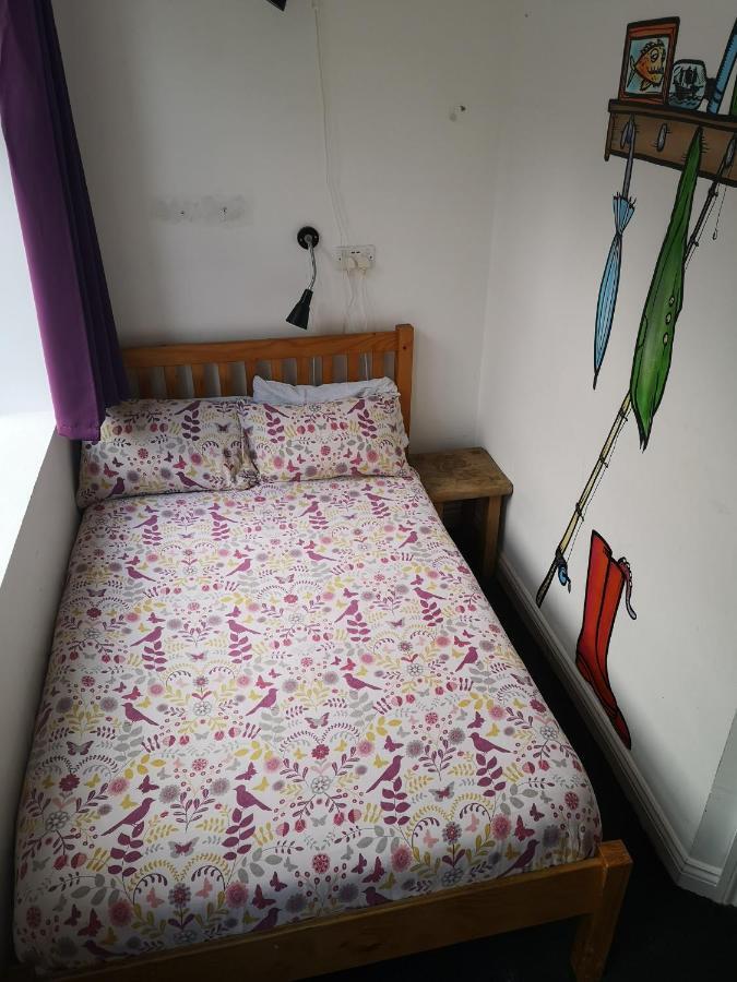 Igloo Hybrid Hostel Nottingham Bagian luar foto